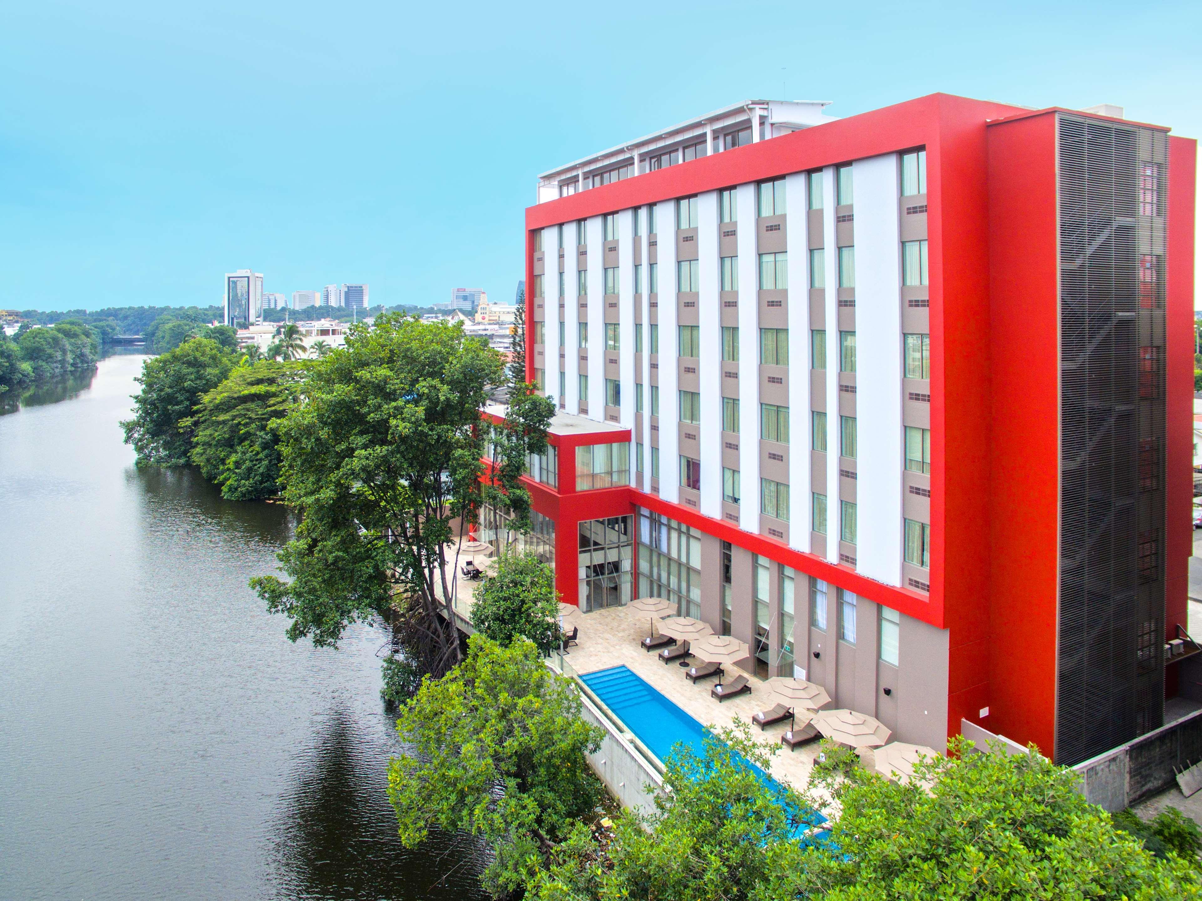 Radisson Hotel 5*