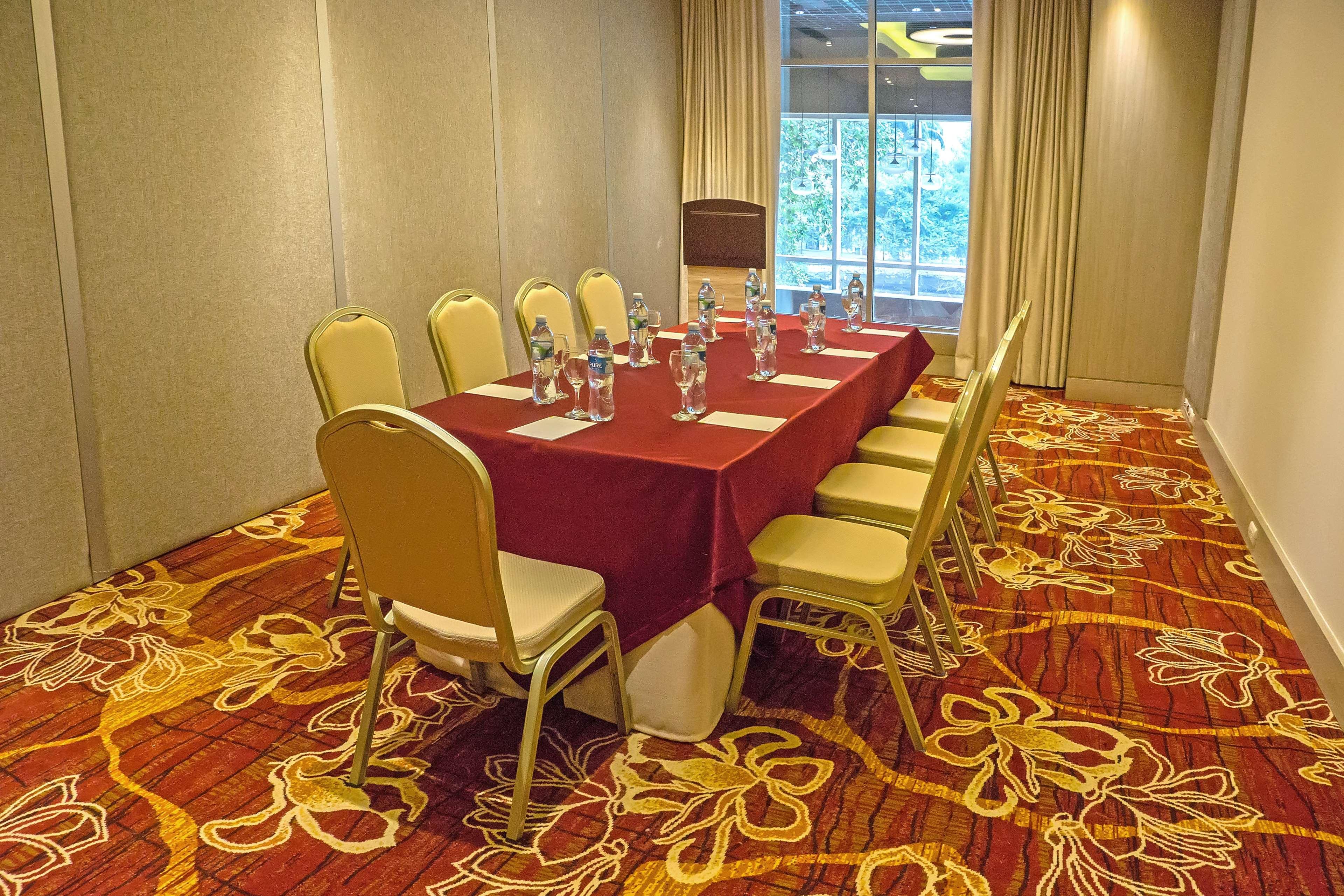 Radisson Hotel 5*